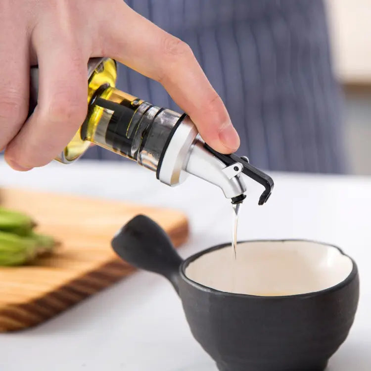 Stainless Steel Glass Oil Dispenser Protection Bottle