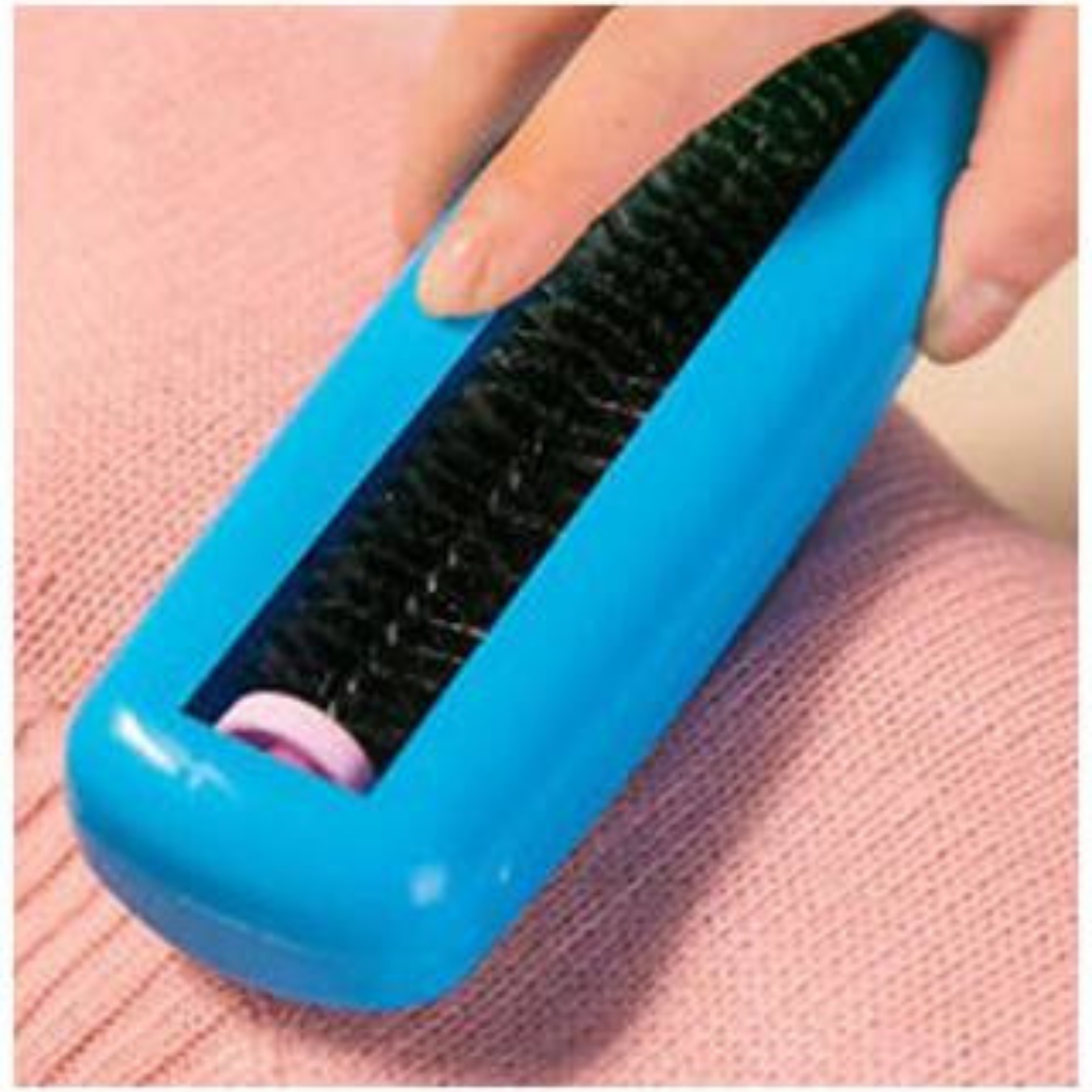 Sasti Deal Magic Cleaning Roller Brush for Bedsheet, Sofa, Carpet, Car Seats (Assorted Colors) 1 pc.