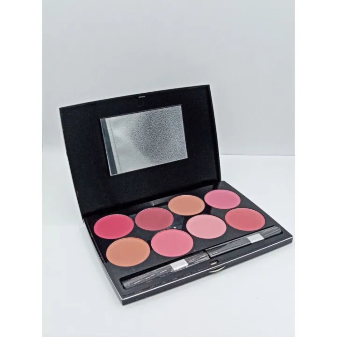 Christine 8 Color Blush On Kit - Setting 3